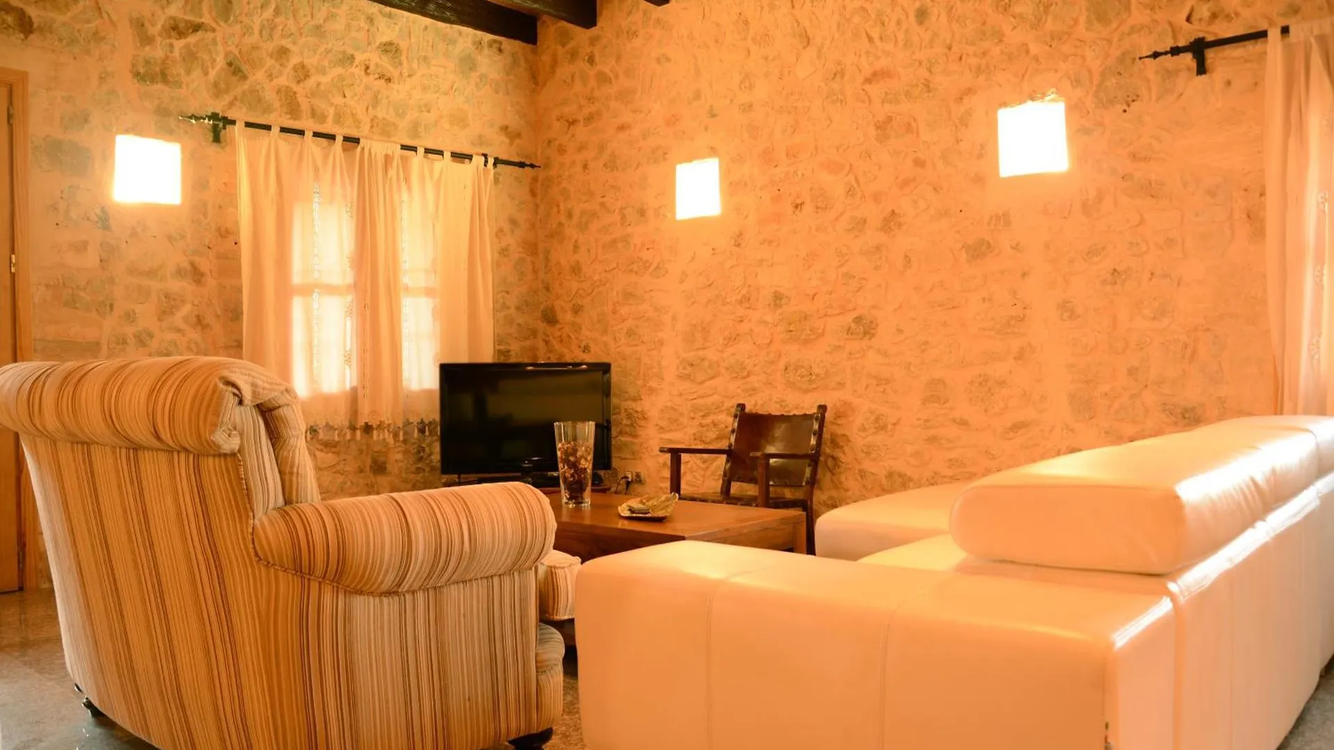 Agroturismo Son Burgues Petra  Petra (Mallorca)