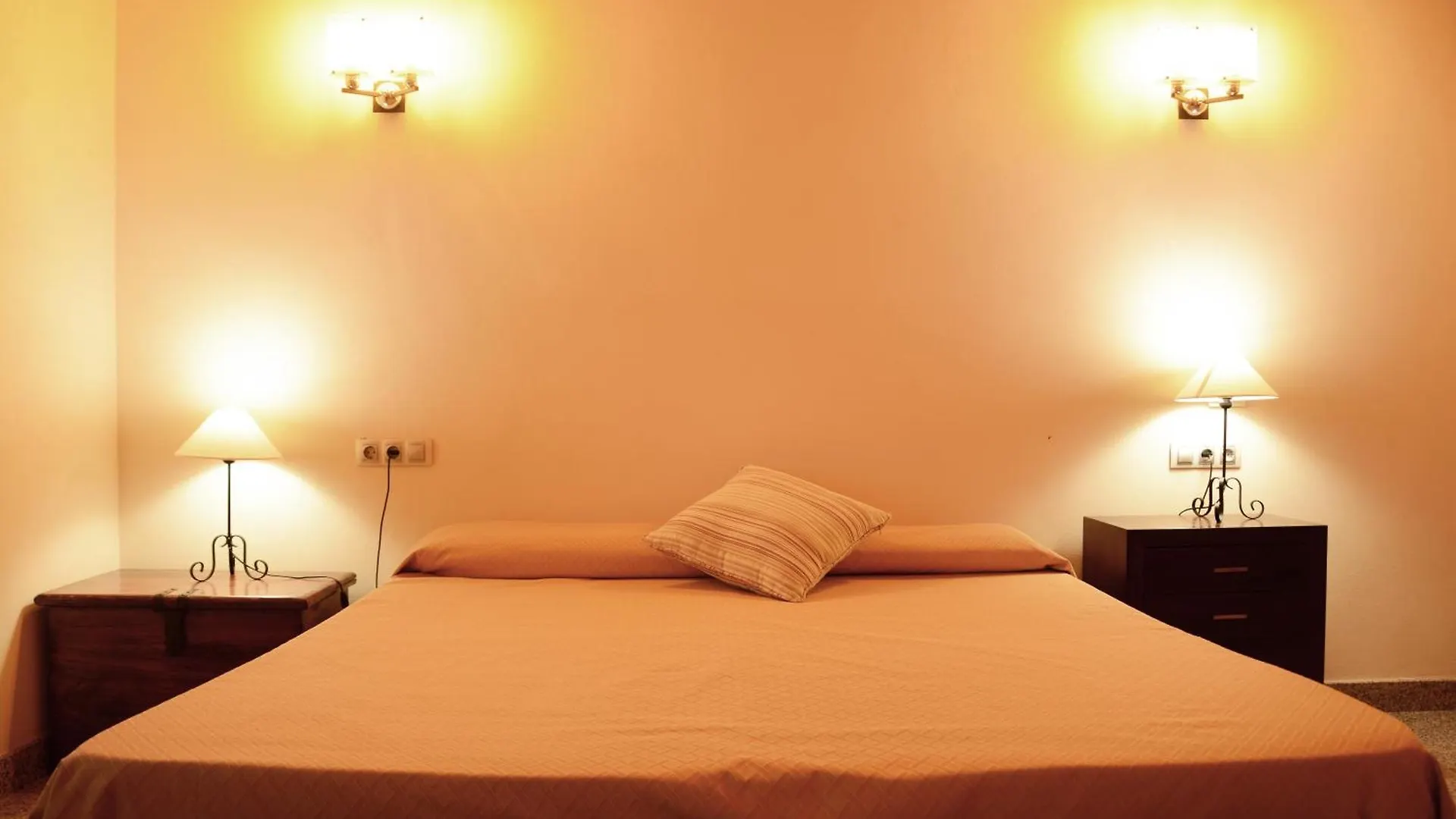 Agroturismo Son Burgues Petra  4*, Petra (Mallorca) Spain