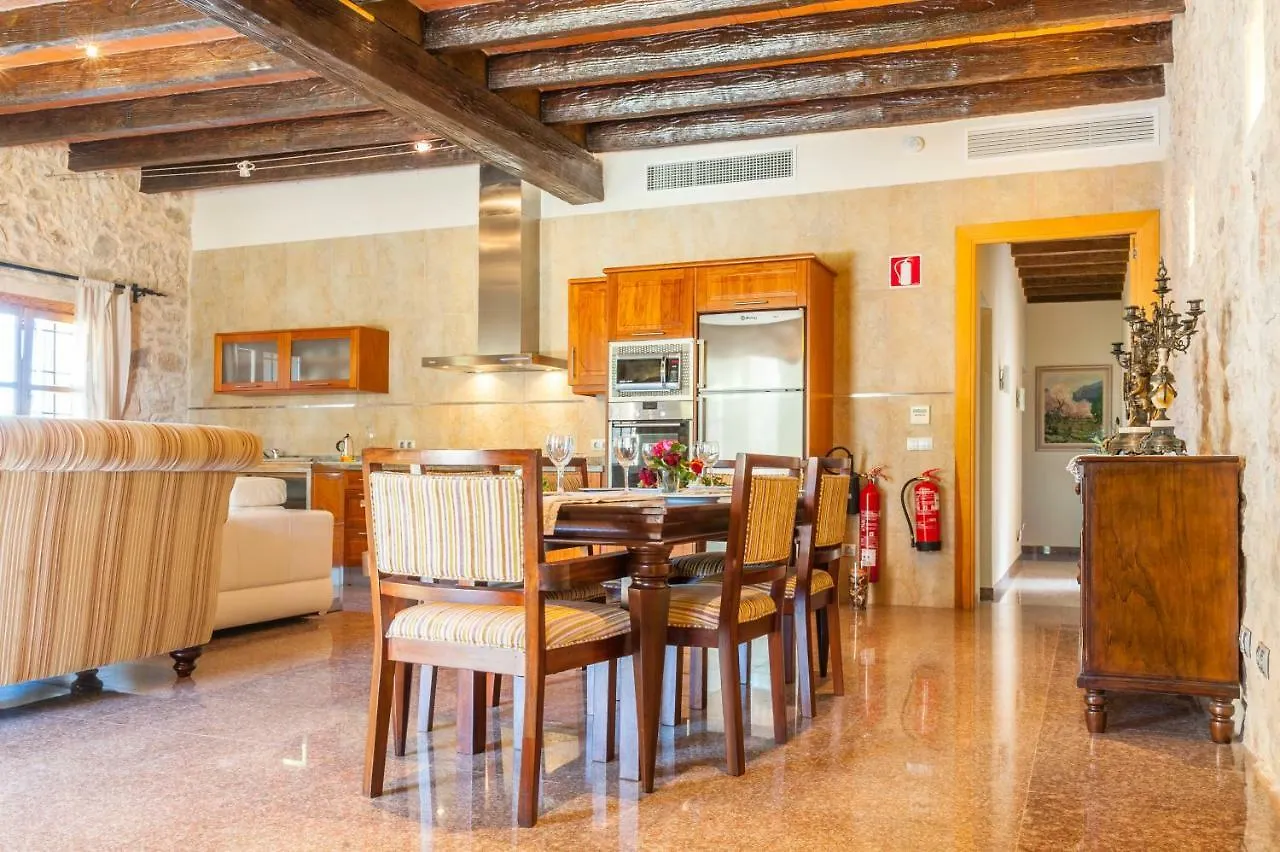 Agroturismo Son Burgues Petra  4*, Petra (Mallorca)